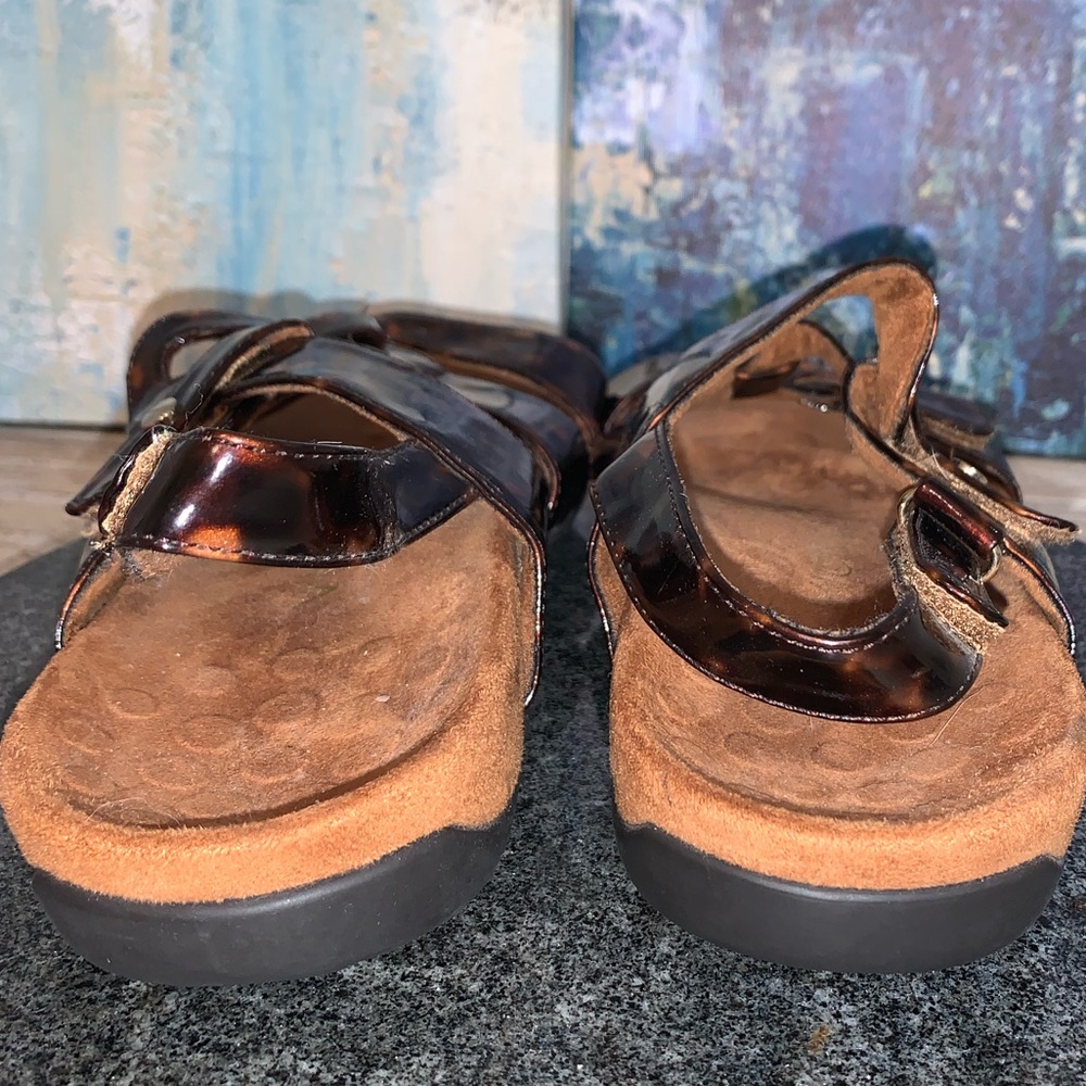 Vionic Orthotic Tortoise Shell Supportive Arch Wo… - image 7